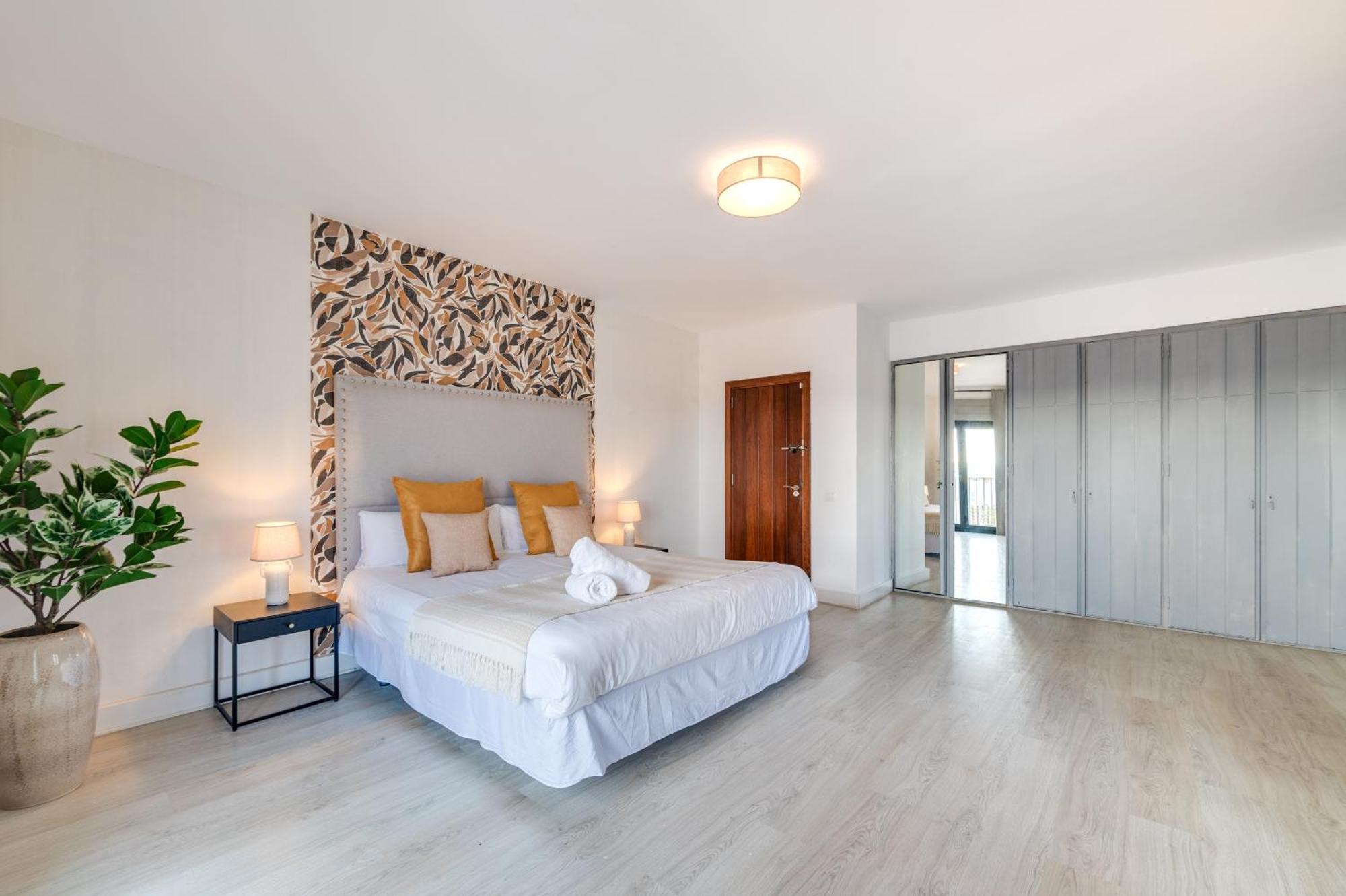 Appartement Vacation Marbella I Stylish 5Bdr Penthouse, Sea And Marina View Extérieur photo